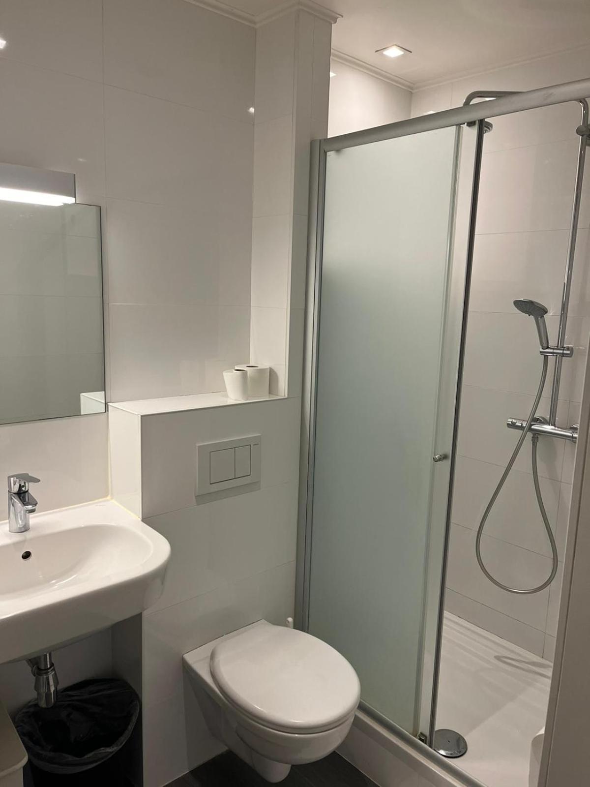 De Geestige Put Hostel Waregem Ngoại thất bức ảnh